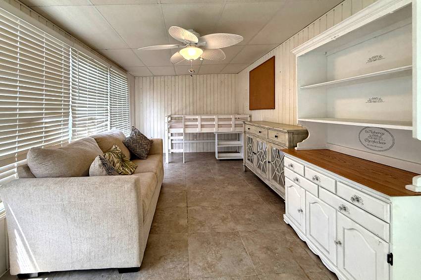 57 Colony Dr a Ellenton, FL Mobile or Manufactured Home for Sale